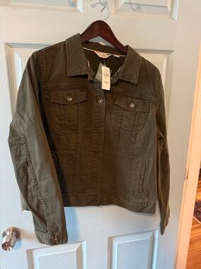 BNWT LL Bean Denim Jacket in Olive Green